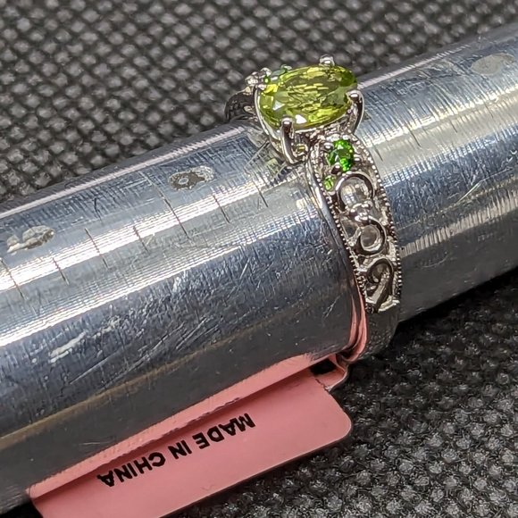 Peridot and Chrome Diopside Ring - Picture 2 of 3